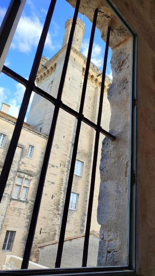Uzes, Au Coeur Du Centre Medieval La Boussole D'Uzes, Appartement De Caractere Du XVII -Eme Siecle Buitenkant foto